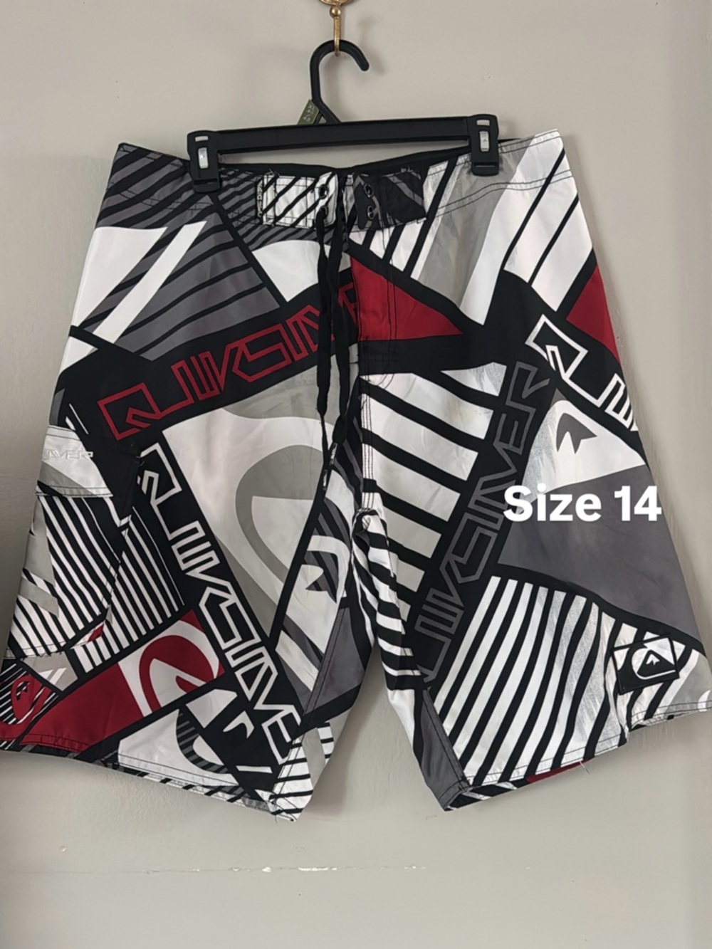 Quiksilver Men's Red, Black & Gray Geometric Swim Boardshorts